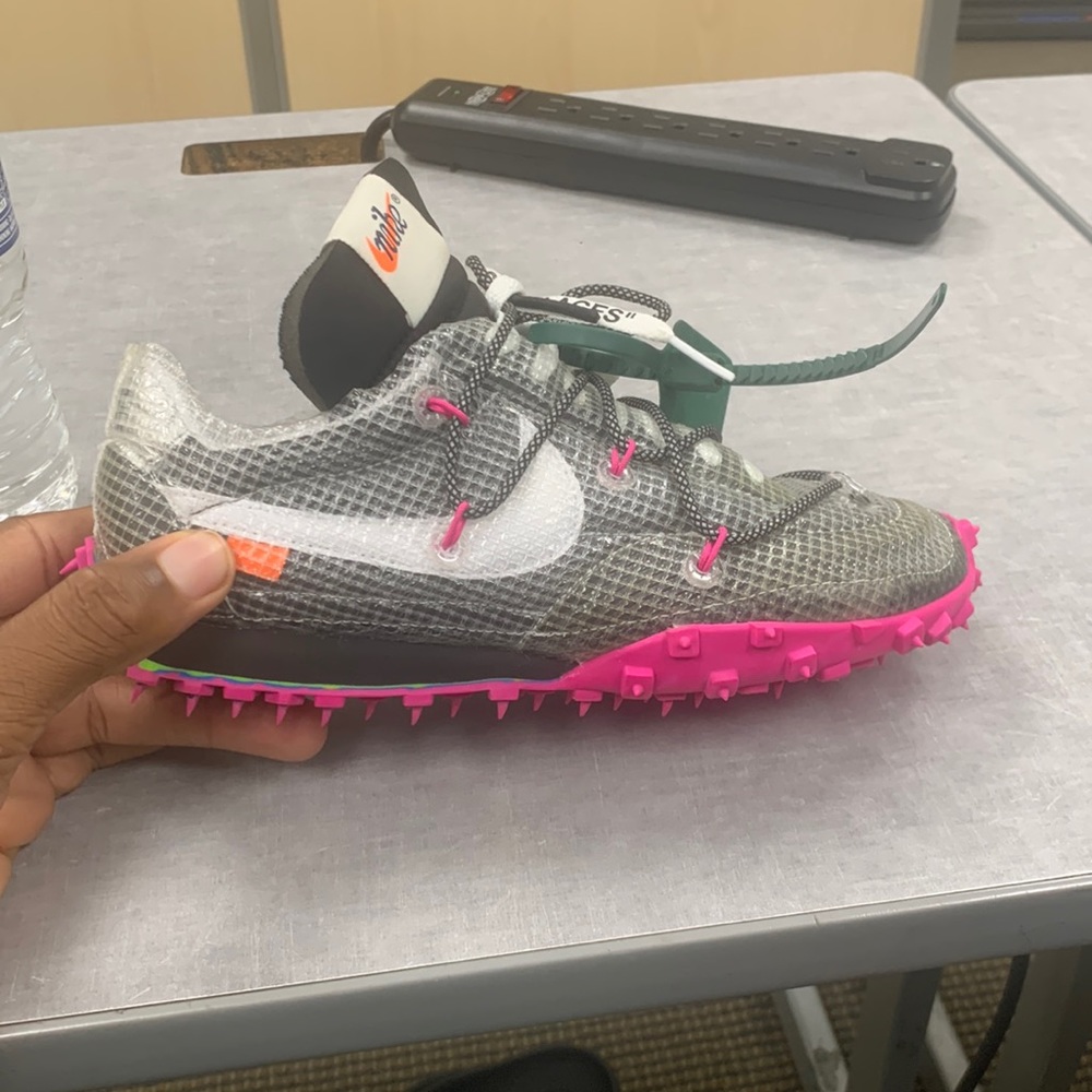 OFF WHITE X WMNS WAFFLE RACER FUCHSIA